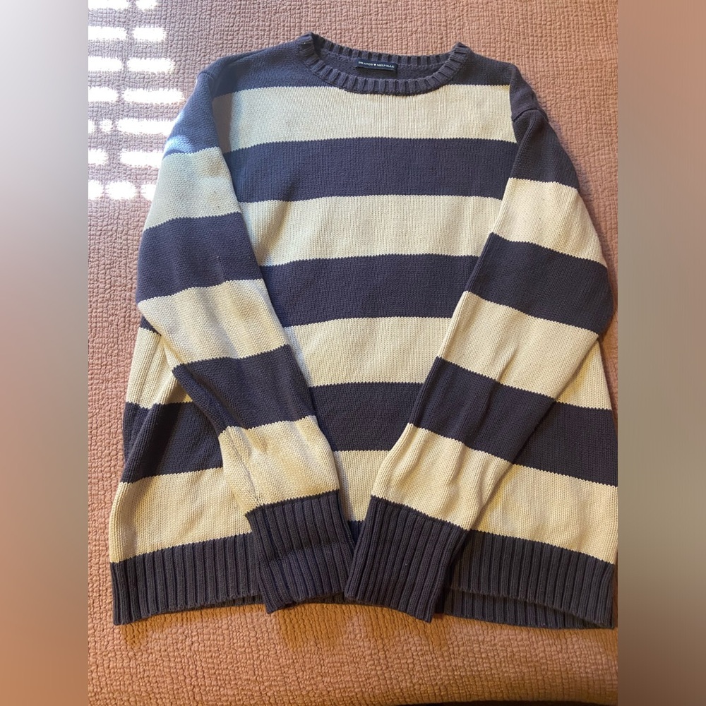 brandy melville iconic stripped sweater